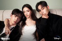 ‘로얄로더’ 이재욱X이준영X홍수주, 美친 분위기 3인 3색 콘셉트 포토 공개