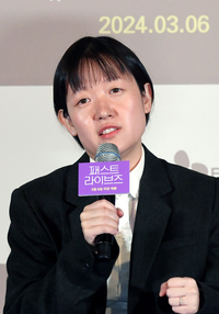 ‘패스트 라이브즈’ 셀린 송 감독 “데뷔작으로 오스카 레이스, 꿈 같고 신기해”