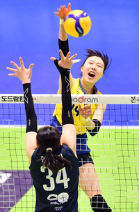 [포토]‘수지야 어림없다!’ 양효진