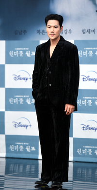 전지현, ‘공부왕찐천재 홍진경’으로 데뷔 첫 유튜브 도전 [공식]