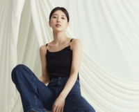 수지, 우아한 표정에 청량 美 가득한 데님 핏