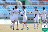 ‘원기종 멀티골’ 경남, 안산에 2-1 역전승…안양은 성남 2-0 격파 ‘유정완 킥오프 1분만에 결승골’ [K리그2]