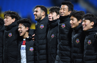 [포토]감독 데뷔전 승리한 수원FC 김은중 감독