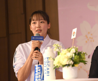 [포토] 하나원큐 신지현 ‘첫 봄농구, 좋은 결과 보여드리겠다’