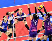 [포토]언니들 날 막지마요!