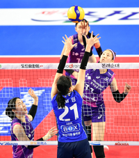 [포토]‘수지언니...속공’ 김다솔