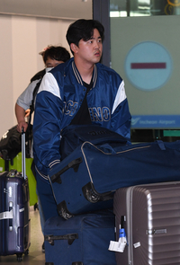 [포토]스프링캠프 끝내고 귀국하는 NC 김형준