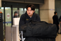 [포토] 귀국하는 윤도현 ‘시즌이 기다려져요’