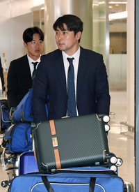 [포토]오키나와 스프링캠프 마치고 귀국하는 삼성 임창민