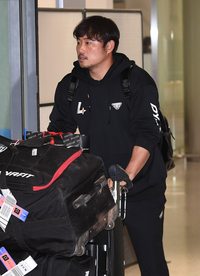 [포토]SSG 이지영, 스프링캠프 마치고 왔습니다!