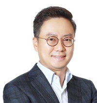 BGF ‘오너 2세’ 홍정국 부회장, CU 운영 BGF리테일 사내이사 오른다