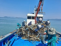고흥군, ‘해양쓰레기’ 수거...사고없는 바다 환경 조성