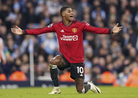 음바페 대체자 찾는 PSG, 급하지는 않다…“래시퍼드가 이적 확신줘야 움직일 예정”