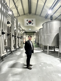 [독도야 잘 있느냐] 40240 독도소주 만드는 임진욱 대표 “일본 위스키 유행 안타까워…더 좋은 우리술 만들게요!”