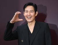 총선 다가오자 들썩이는 정치 테마주…이정재 투자한 ‘래몽래인’ 상한가 기록