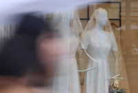 부르는 게 값 ‘웨딩시장’ 이제 끝…업체 ‘가격 표시’ 의무