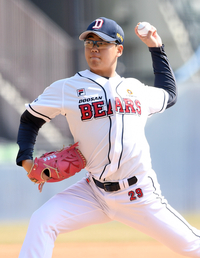 [포토]역투하는 두산 이병헌