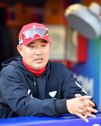 ‘설욕’ 이숭용 감독 “활발한 공격으로 승리…투수들은 더 공격적으로 던져야” [SS문학in]