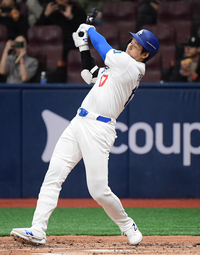 [포토]허공을 갈라버린 오타니의 스윙