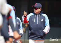롯데 김태형 감독 “한화 타자들이 너무 잘쳤다…윌커슨 구속 더 올라와야 한다” [SS수원in]