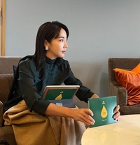 이범수 이혼 조정기일 불참…이윤진 “그 뻔뻔한 상판대기” 의미심장 게시물