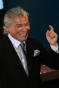 1000만원 벌금도 소용없었나…나훈아 마지막 공연, 암표 여전히 기승