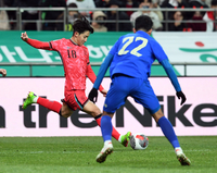 [포토]크로스 올리는 이강인