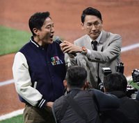 [포토] 경기 개시 선언하는 오세훈 서울시장