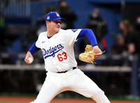 [포토] 역투하는 LA 허트