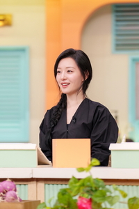 김지원, ‘눈물의 여왕’ 대신 강냉이 여신…“우리 집안 최고의 스타가 있다” (놀라운토요일)