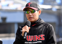 선발전원안타로 류현진 공략 개막전 승리 LG 염경엽 감독 “올해 생각하는 야구 기대된다” [SS잠실in]