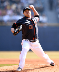 [포토] 역투하는 한화 선발 류현진