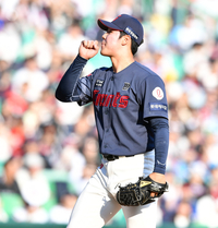 ‘데뷔전 KKK’ 롯데 신인 전미르에 김태형 감독, 칭찬 한가득+조언 하나 [SS광주in]