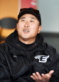 [포토]‘챔프 LG에 1승1패하고 SSG 만난’ 최원호 감독