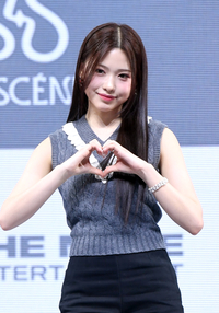 ‘버추얼돌’ 메이브 실제 모델 제나 “리센느 데뷔가 더 떨려”