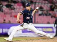 [포토]KT전 등판한 두산 이병헌