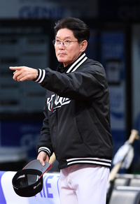 늦깎이 새 신랑 ‘48세’ 고준, 오늘(5일) 오후 3시 품절남 합류…“서로에 대한 깊은 신뢰”