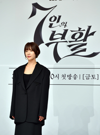 [포토]‘논란딛고 일어난...황정음’ 7인의 부활