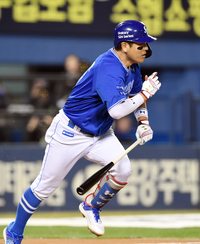 [포토]삼성 강민호, 2,238 경기 최다 출전 신기록