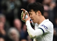 골대 ‘불운’ 딛고 리그 15호골…손흥민, 루턴 타운전 양팀최고+유일한 8점대 평점