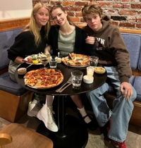 기네스 팰트로, 딸 애플 “정변의 좋은 예”