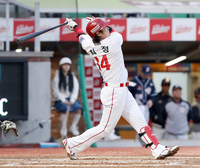 ‘홈런 5방’ 거포군단 SSG, 두산 13-6 누르고 짜릿한 역전승…최정 통산 463호 홈런 [SS문학in]