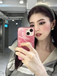 한소희, 류준열과 결별 후 “꽃길만 펼쳐질 거예요”