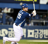 [포토] 김형준 ‘수비수에 걸렸어’