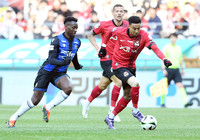 ‘무릎 부상’ 린가드 2경기 연속 결장…복귀 시기 늦춘다[SS현장]