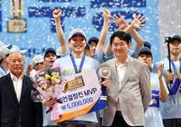 부상 딛고 통합 4연패 챔프전 ‘MVP’로 우뚝…정지석 “우승해야 성공, 부담감 엄청났다”[현장인터뷰]