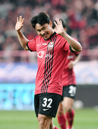 [포토]FC서울 조영욱, 세리머니는 자제할게요!