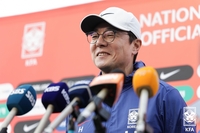 ‘영원한 라이벌 日넘어라’…‘황선홍호’ 두바이 출국, 올림픽 대업 도전