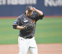 [포토] 류현진 ‘깍듯한 인사’