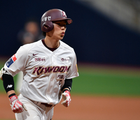 [포토] ‘휘파람 불고 싶다!’ 동점포 김혜성